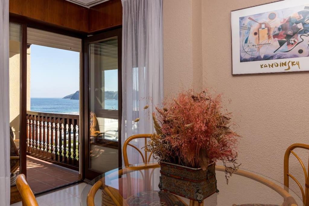 Apto En Primera Linea De Playa Comillas Exterior photo